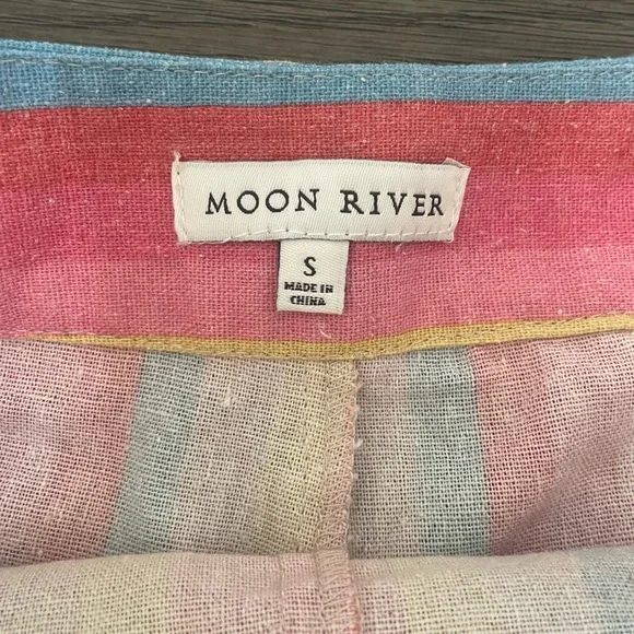 Anthro | Moon River rainbow stripe shorts size small - Picture 5 of 6